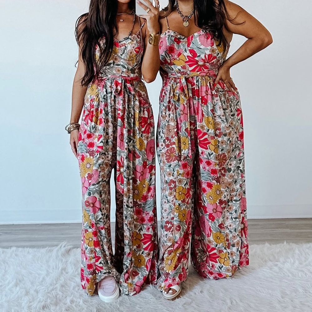 Mindy Mae’s Loralei Floral Jumpsuit - Picture 4 of 4